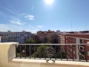 HABITACIÓN PRIVADA CON BALCON Y AC3